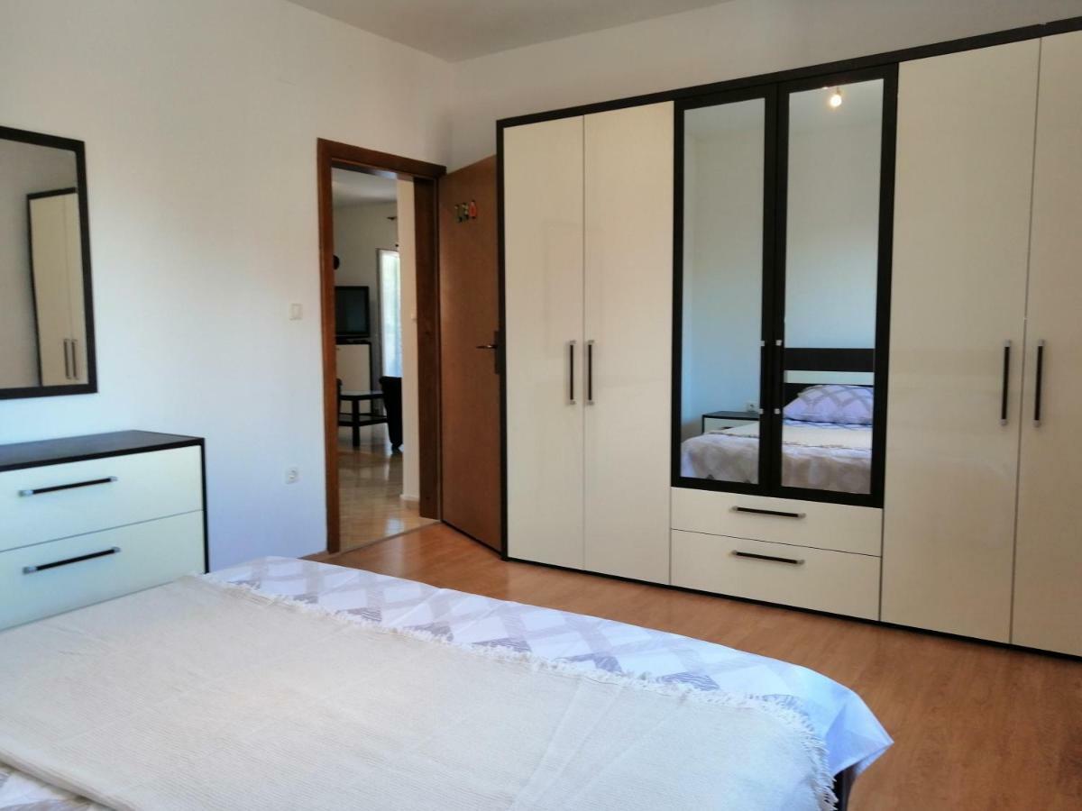 Apartman Rosanda Posedarje Exterior photo