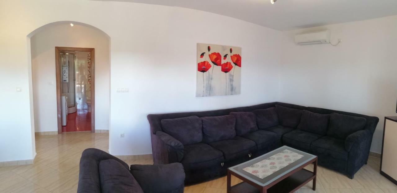 Apartman Rosanda Posedarje Exterior photo